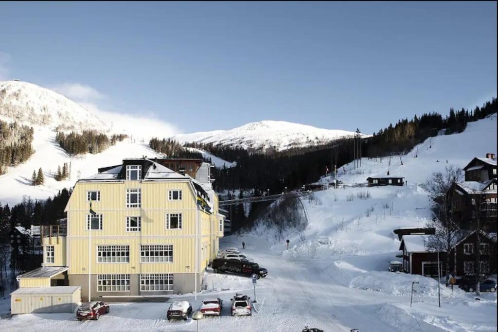 Slopeside Serenity In Are Ski In Ski Out Studio- No Windows Exterior photo